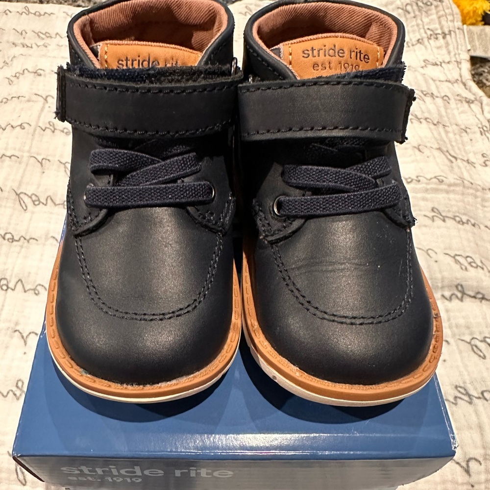 STRIDE RITE | SRTECH Share quinn boot baby size 5 navy.
